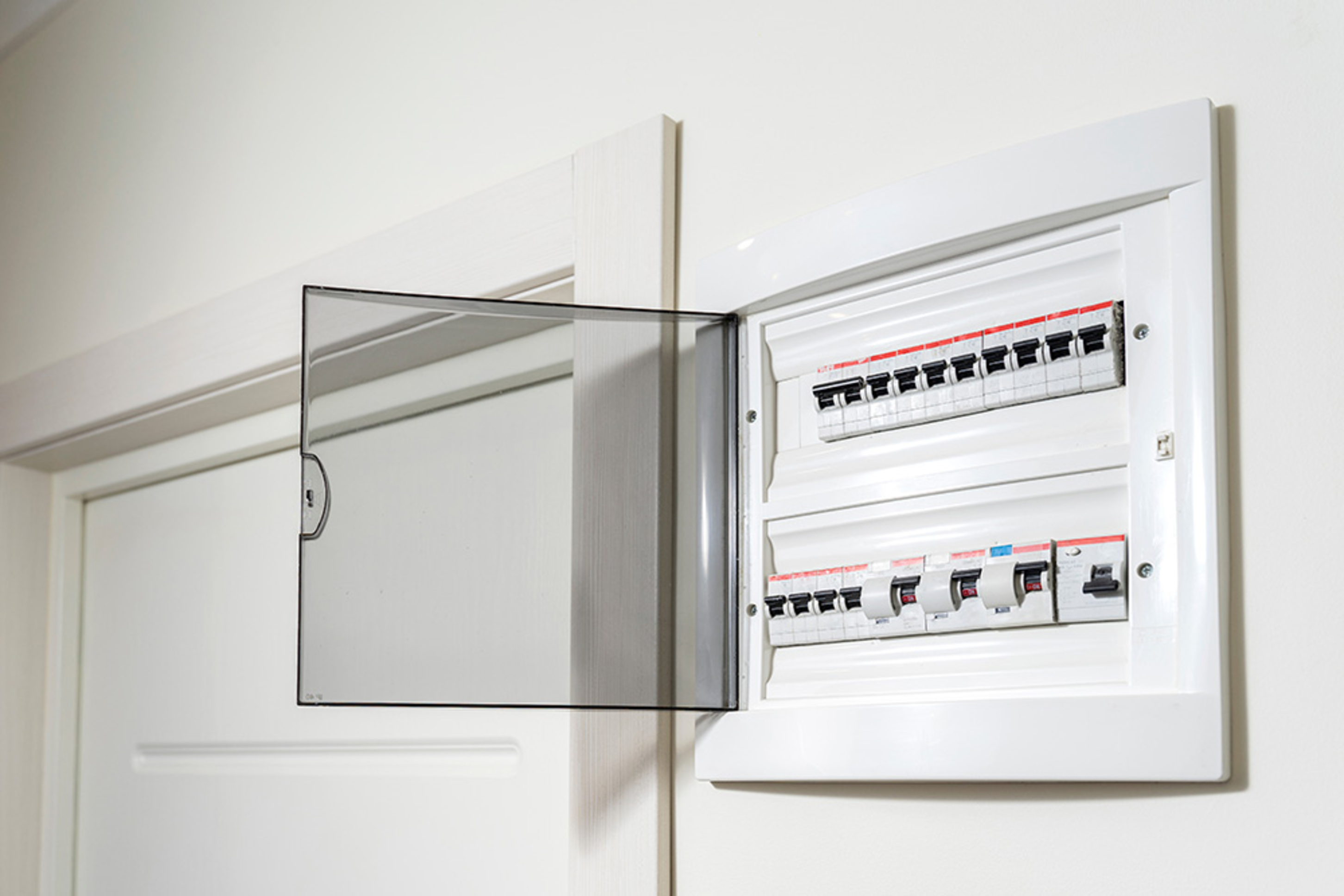 Über­spannungs­schutz bei Elektro Niedermaier in Rottach Egern